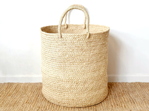 Handwoven Raffia Basket XL